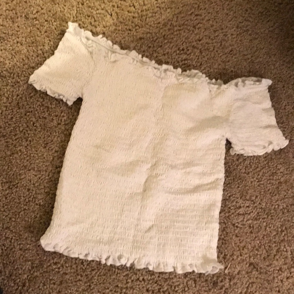 Small ruffle crop top